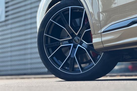 Audi Q7 60 TFSI e quattro S Line