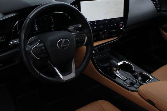 Lexus NX 350h Omotenashi 2.5 Hybrid AWD
