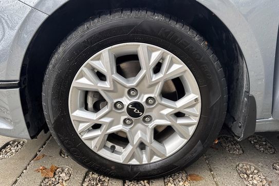 Kia Ceed M 1.5 T-GDI  DCT