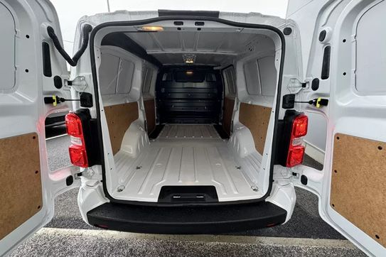 Citroen Jumpy XL L2H1 EAT8