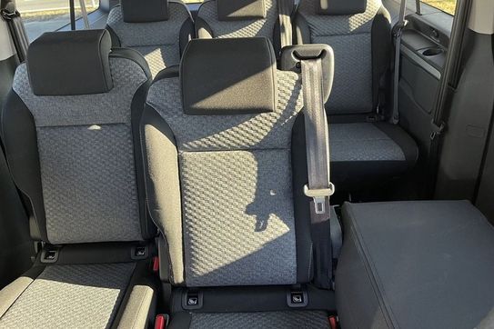 Peugeot Traveller Long L2H1 Business EAT8