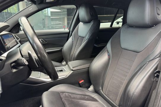 BMW Seria 3 330e PHEV xDrive M Sport aut