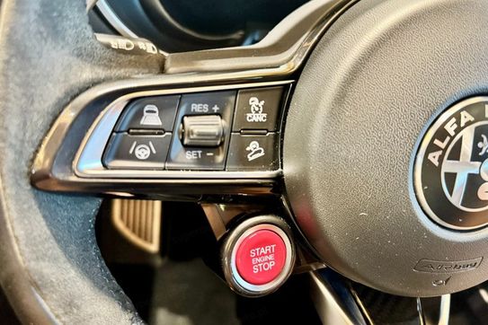 Alfa Romeo Stelvio 2.9 Bi Turbo V6 Quadrifoglio Q4