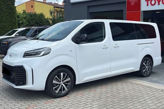 Toyota Proace Verso EV Long 75kWh Business