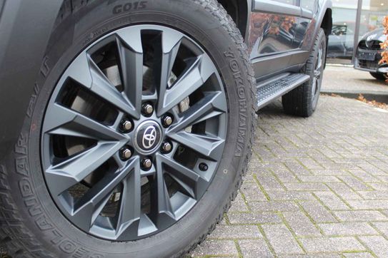 Toyota Land Cruiser Executive 2.8 MHEV