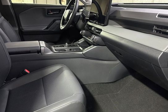 Toyota RAV4 Executive 2.5 Hybrid Dynamic Force AWD
