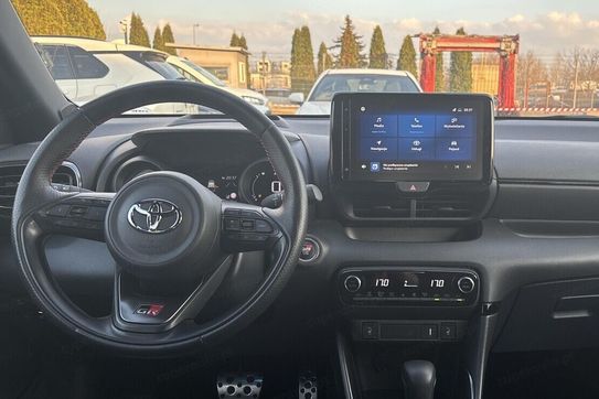 Toyota Yaris Hybrid 1.5 GR Sport