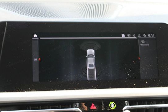 BMW Seria 3 318i