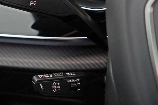 Audi Q7 SQ7 TFSI quattro