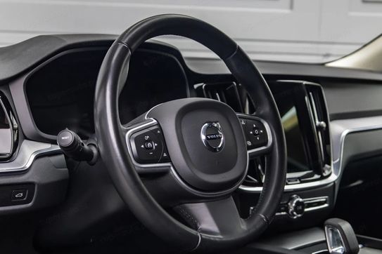 Volvo V60 B4