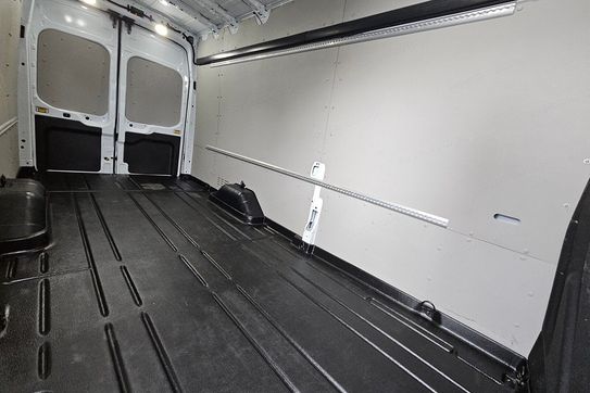 Ford Transit L4H3