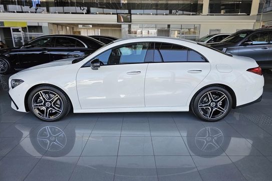 Mercedes CLA 200 AMG Line