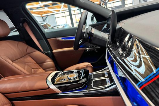BMW Seria 7 740d xDrive M Sport