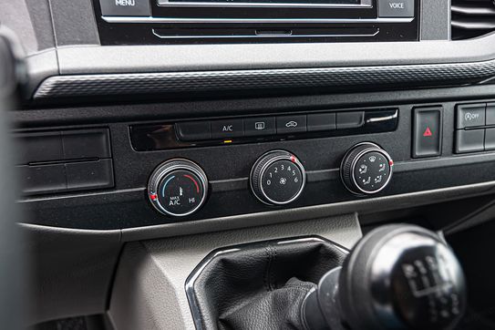 Volkswagen Transporter Kombi T6.1 L2H1