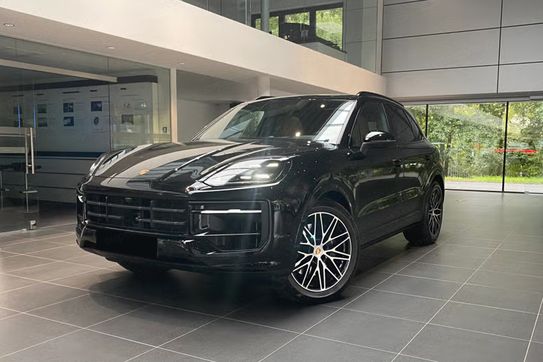 Porsche Cayenne Black Edition