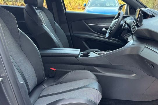 Peugeot 5008 1.5 Bluehdi Active Pack S&S EAT8