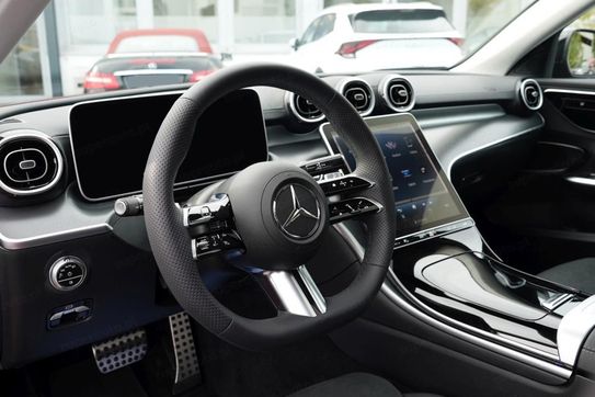 Mercedes Klasa C 200  4-Matic AMG