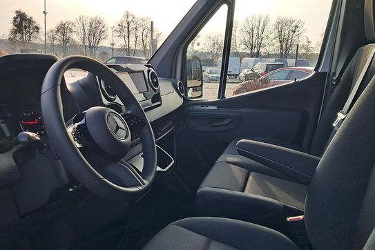 Mercedes Sprinter 317 CDI PRO Długi 9G-Tronic