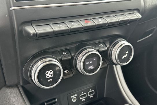 Renault Captur Intens 1.3 E-Tech EDC