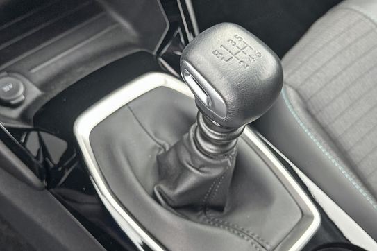 Peugeot 2008 Allure 1.2 PureTech EAT8