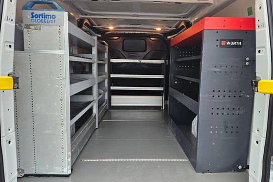 Ford Transit Custom L2H1 Zabudowa Warsztatowa