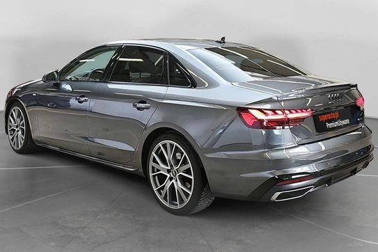 Audi A4 40 TFSI quattro S Line