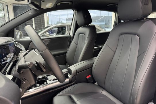 Mercedes B Klasa 180 Progressive