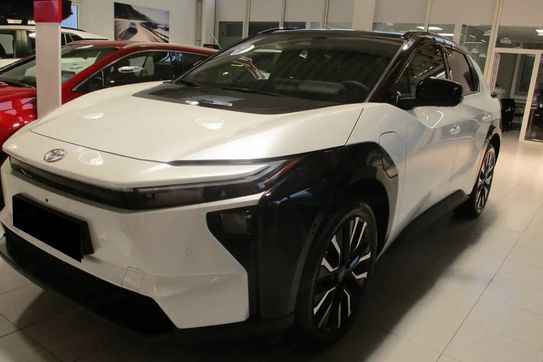 Toyota bZ4X Executive BEV AWD