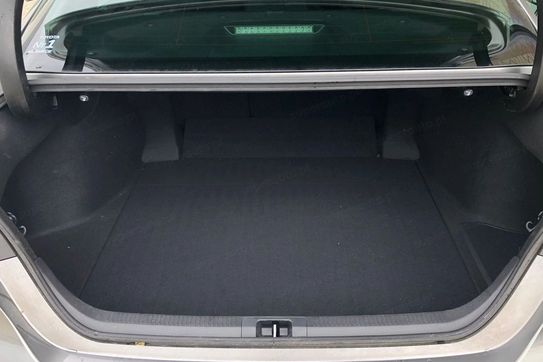 Toyota Camry 2.5 Hybrid Prestige