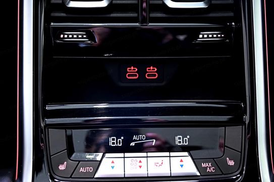 BMW Seria 8 Gran Coupe M850i xDrive