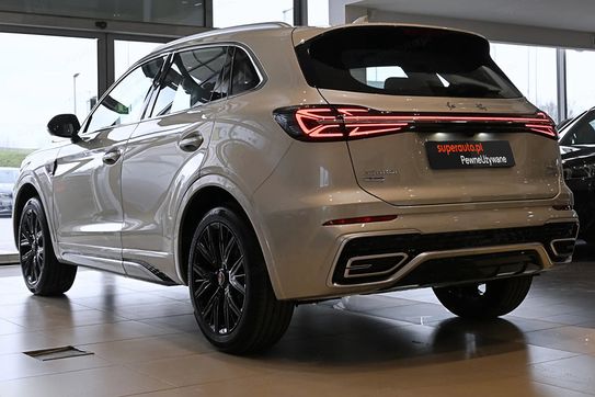Hongqi HS5 2.0T AWD
