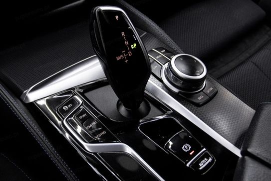 BMW Seria 5 Touring 520d xDrive M Sport