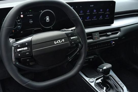 Kia XCeed 1.6 T-GDI Business Line DCT