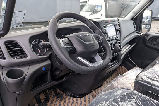 Iveco Daily 50C18 Zabudowa 15EP