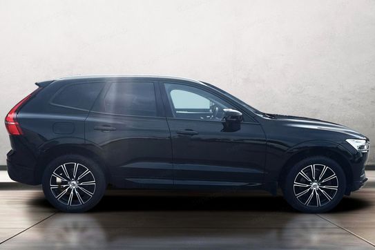 Volvo XC60 B4 D AWD Momentum