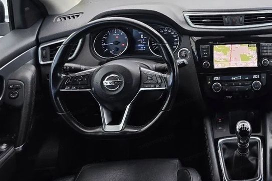 Nissan Qashqai 1.3 DIG-T Tekna
