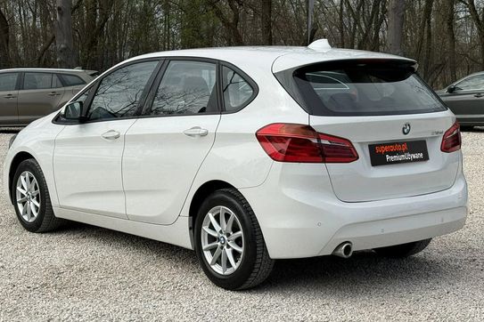 BMW Seria 2 216d aut
