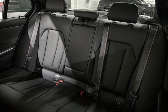 BMW Seria 3 318i M Sport