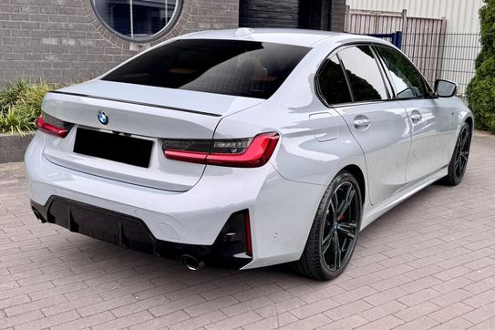 BMW Seria 3 330i xDrive M Sport