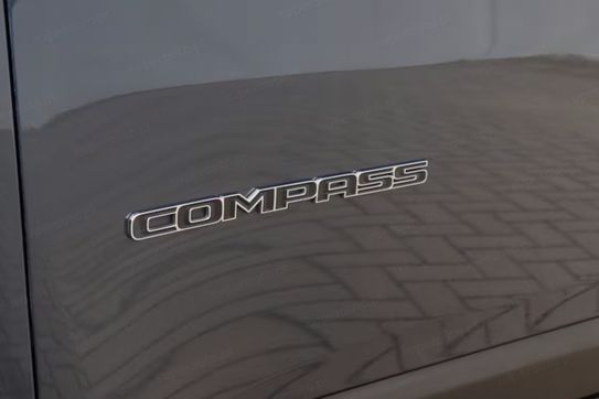 Jeep Compass Altitude 1.5 T4 mHEV DCT FWD