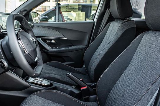 Peugeot 2008 Business e-DCS6 1.2 PureTech mHEV