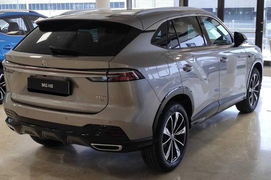MG HS 1.5T HEV+ Exclusive aut