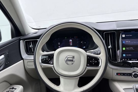 Volvo XC60 B4 D Plus Dark