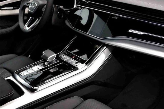 Audi Q7 50 TDI quattro S Line