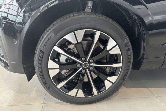 Volvo XC60 T6 Plug-In Hybrid AWD Ultra Dark