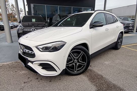 Mercedes GLA 200  AMG Line