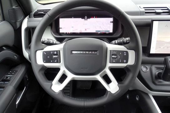 Land Rover Defender 110 D200 S