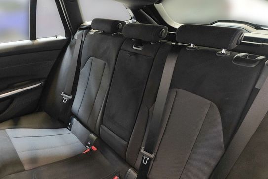BMW Seria 3 320d xDrive M Sport