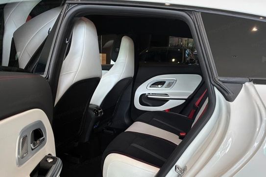 Mercedes CLA 200 Shooting Brake AMG Line