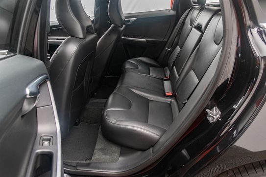 Volvo XC60 D4 Momentum Plus